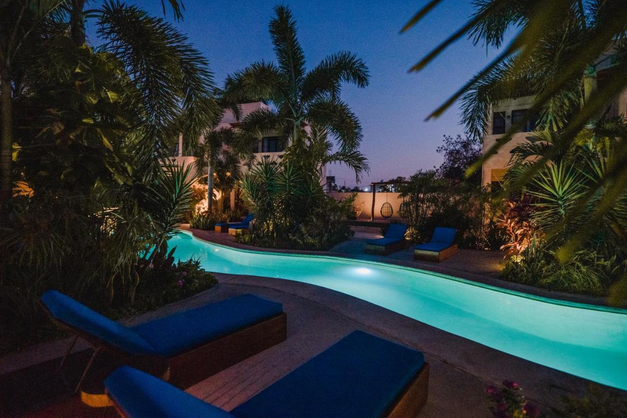 ホテル Blue Palm バカラル エクステリア 写真